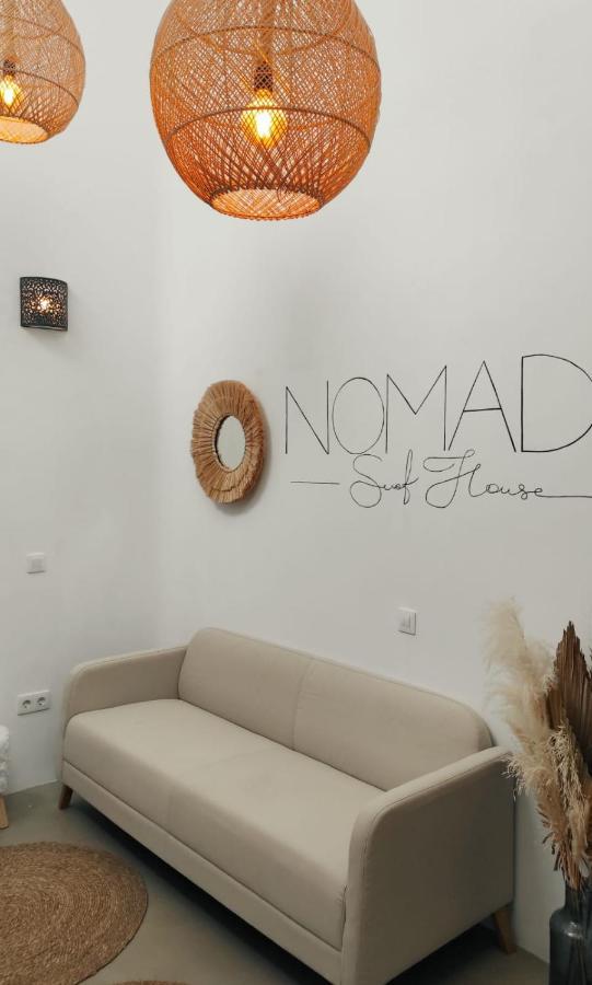 Nomad Surf House Hostel Corralejo Exterior photo